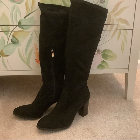 Marc Fisher Sexy, soft, and stunning black boots! - Picture 2 of 13